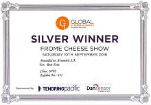 ΑΡΓΥΡΟ ΒΡΑΒΕΙΟ ΓΙΑ ΤΗ ΦΕΤΑ ΠΟΠ ΣΤΑ Global  Cheese  Awards  2016  (FROME, ΑΓΓΛΙΑ)